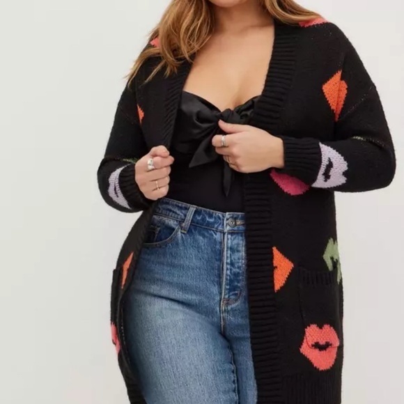 Torrid Black plus size Cardigan with Multicolor Lips Pattern - Picture 1 of 8